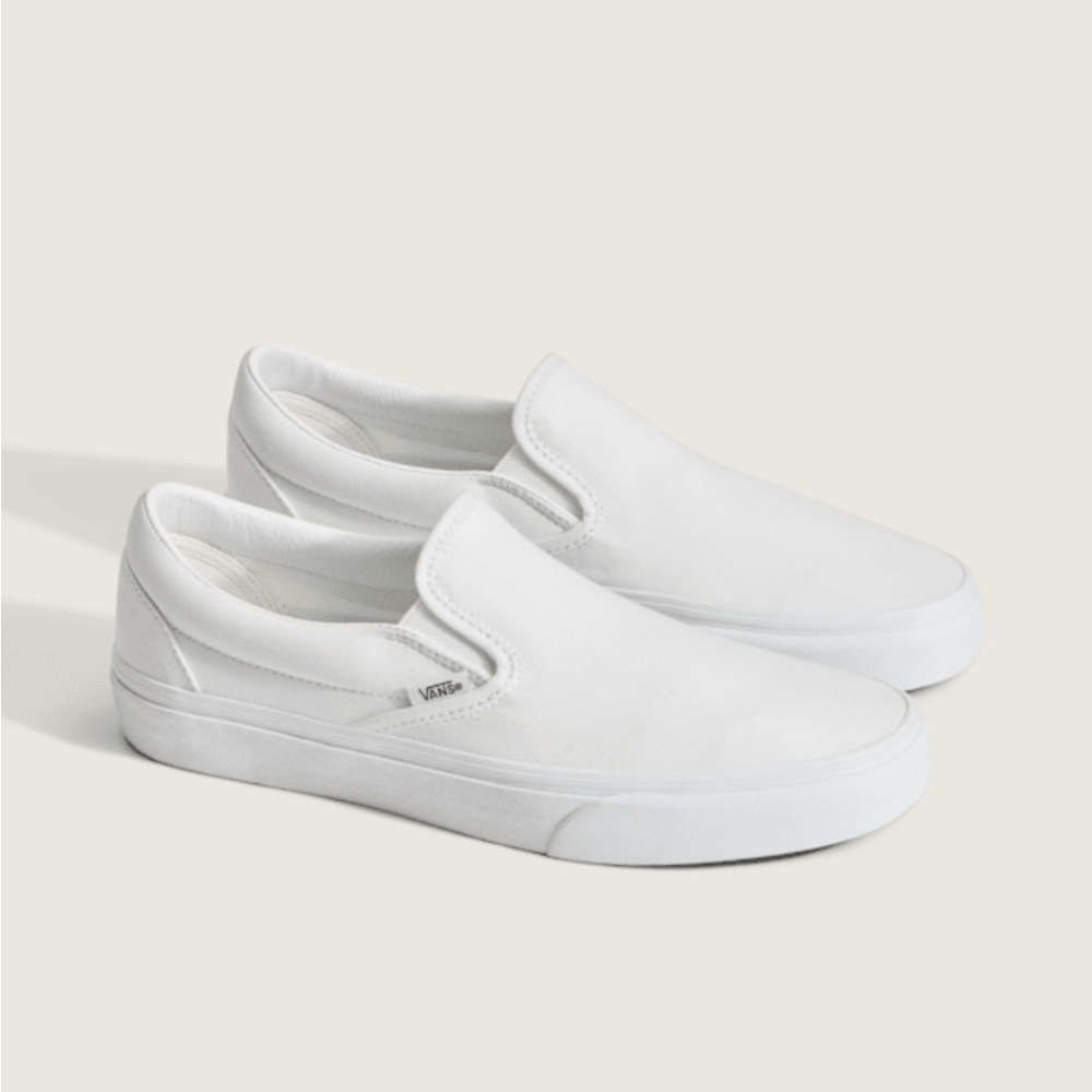 Vans Men's White Slip-On Shoes new with box